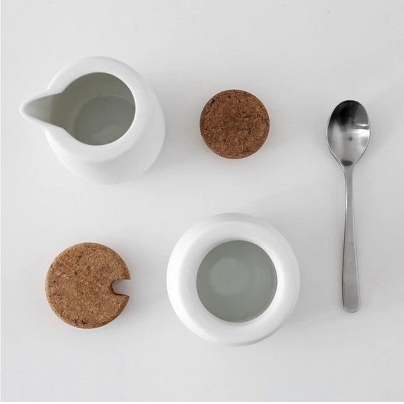 Viva Scandinavia Milk and Sugar Set - Picture 2 of 7